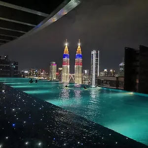 Crystal Suites At Eaton Klcc Apartamento